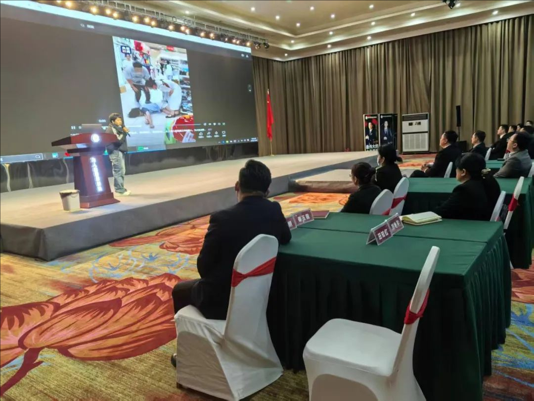 ���ؼ���Э���ͥ����֪ʶ��ѵ�߽�����ҩҵ